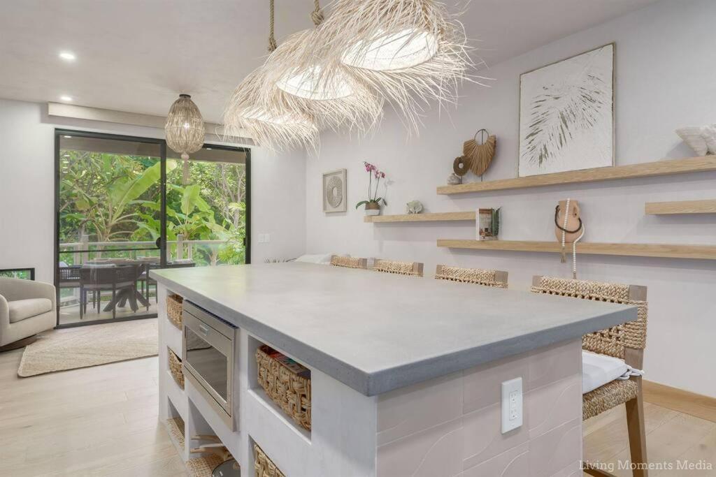 ワイレアAloha Moon - A Chic And Dreamy Modern Tropical Hideaway!アパートメント エクステリア 写真